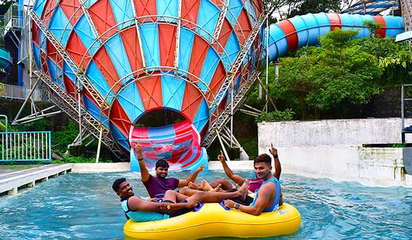 Splashing Thrill Slides