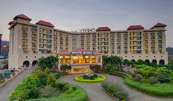 places for staycation near pune
